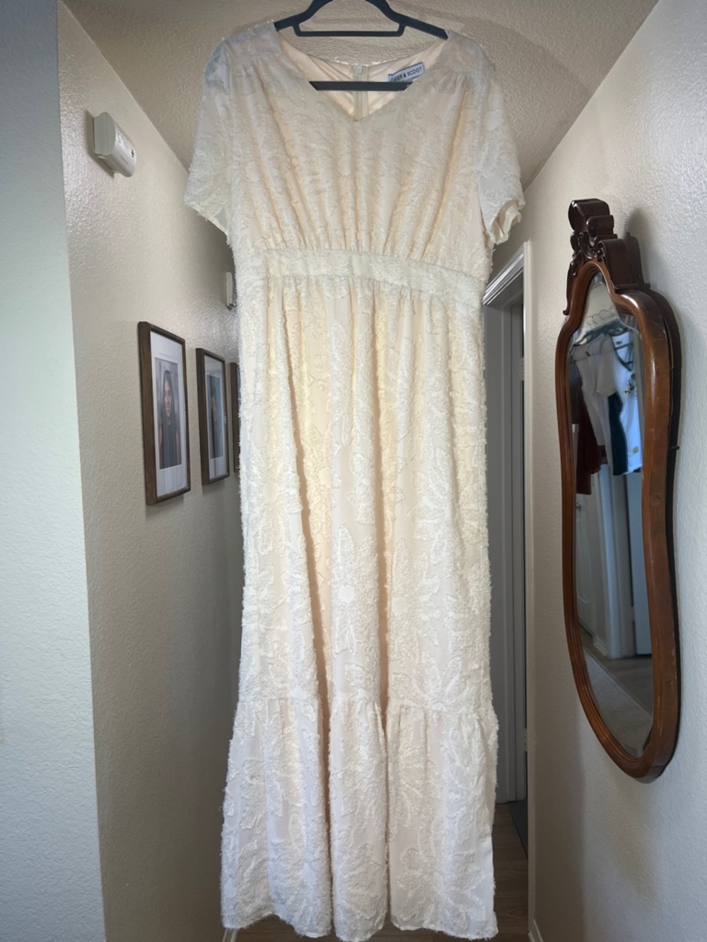 NWT Piper & Scoot Cream Gorgeous Maxi Dress - Size Large  bridal, party boho